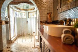 hippomoon lodge game reserve的一间浴室