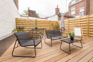 Patio alebo iná vonkajšia časť ubytovania Appartement spacieux et moderne 4 chambres à 5mn à pieds République