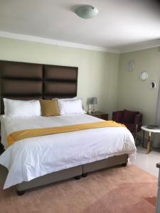 Gallery image of LiqLan Guesthouse in Mthatha +7 photos