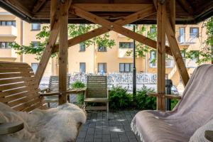 Gallery image of Downtown apartment with views over city rooftops in Turku