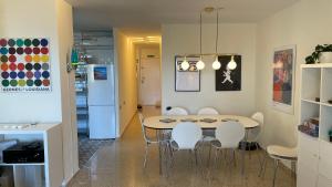 Kuchyň nebo kuchyňský kout v ubytování EPIS - large luxury apartment with sea view