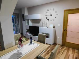 Eldhús eða eldhúskrókur á Apartman Lara