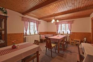 Fotografie z fotogalerie ubytování Penzion a Restaurace U Paseků v destinaci Harrachov
