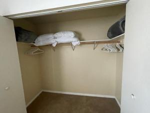 Gallery image of Callie's Cottage in Hatch +17 photos