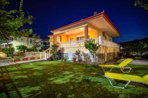 Vonkajšia záhrada v ubytovaní Kaliva House