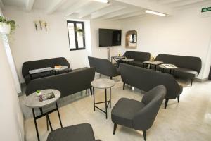 Posedenie v ubytovaní ALBERGUE O FERVELLO