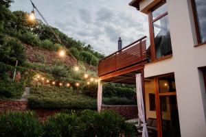 Vonkajšia záhrada v ubytovaní Csendeskert Wellness Apartments - Garden, grill, chill