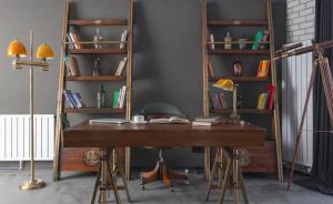 Perpustakaan di hotel