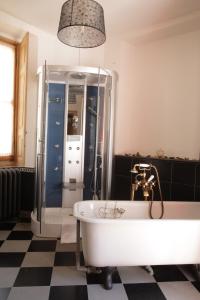 Salle de bains dans l'établissement Relais Villa Brioschi