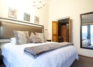 Postel nebo postele na pokoji v ubytování Overmeer Guest House