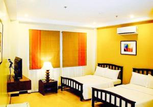 Posezení v ubytování RedDoorz Plus @ Conclave Hotel Davao City