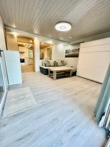 Nhà bếp/bếp nhỏ tại Čebelnk: sanjska hišica 4 km od Bleda