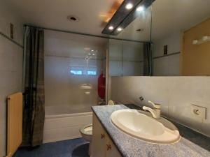 Fotografia z galérie ubytovania MAR Y SOL T2 en Duplex 34m2 Terrasse 2 Personnes v destinácii Fréjus