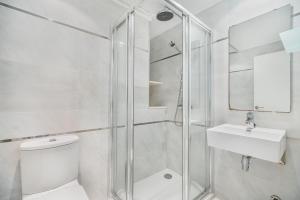 Koupelna v ubytování Apartment Lord Jim By SunVillas Mallorca + 22 fotografií