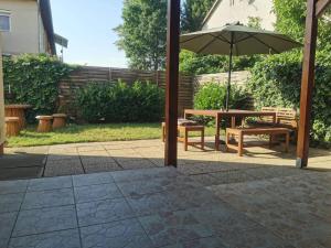 Garden Vendégház Velence 2481 Velence, 83 Szabolcsi út B kép - 2