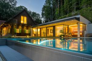Bazén v ubytovaní eichberg living alebo v jeho blízkosti