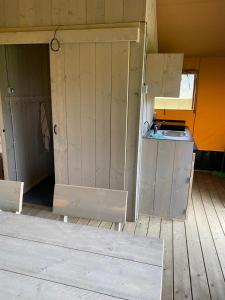 Kuchyň nebo kuchyňský kout v ubytování BG Apartments Safaritent + 15 fotografií