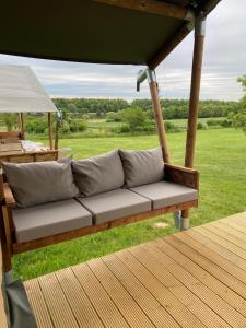 Příroda nedaleko luxury tent