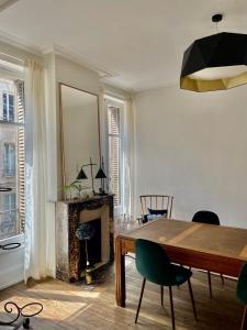 Fotografia z galérie ubytovania Cœur de ville, appartement de caractère v destinácii Nancy
