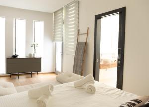Posteľ alebo postele v izbe v ubytovaní Luxurious 2 Bedroom Townhouse in Sierra Blanca