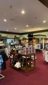 Foto sihtkohas Myrtle Beach asuva majutusasutuse Golfers Paradise First Floor unit Patio Pool Restaurant Bar on premises Few Miles to Everything else! Spacious Condo Stocked with all You Need! galeriist