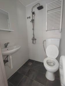 SOVA smart HOUSE tesisinde bir banyo