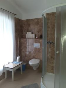 Koupelna v ubytování Penzion Na Zámostí Malenice