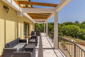 Balkón nebo terasa v ubytování Holiday house Villa Jozi