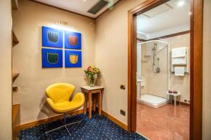 Koupelna v ubytování Hotel Diocleziano + 37 fotografií