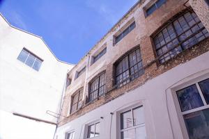 The building in which Az apartmant is located