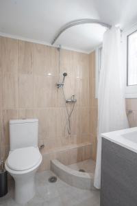 Koupelna v ubytování Penthouse in the heart of Athens / Koukaki area