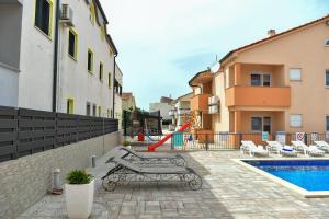 Gallery image of Apartments Villa Lucky in Vir