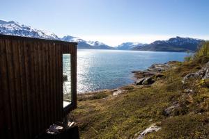 Gallery image of Aurora Fjord Cabins in Lyngseidet