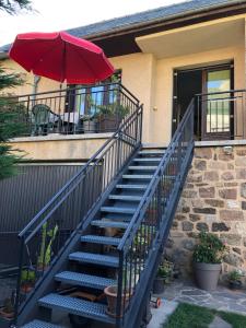 Budynek, w którym mieści się apartament