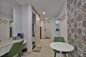 Gallery image of HighSea GoldCoast Superview Apartment in Nha Trang