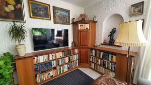 Knižnica v apartmáne
