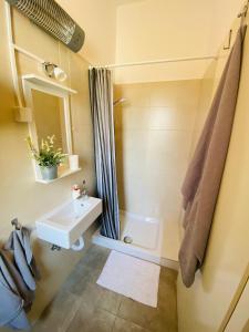 A bathroom at Studio apartment Stazion with free parking