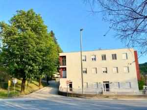 Budova, v ktorej sa apartmán nachádza