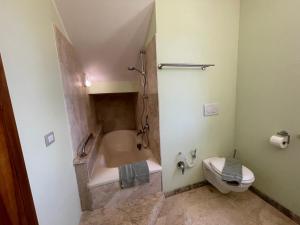 Ein Badezimmer in der Unterkunft Casa Daniele