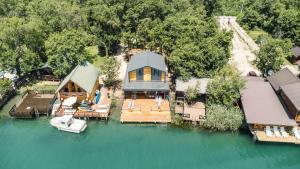 A bird's-eye view of Congo Bungalow