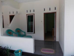 Foto dalla galleria di Hotel Putra Sindang Asih a Batukaras