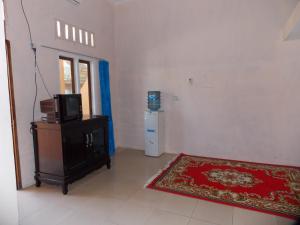 Foto dalla galleria di Hotel Putra Sindang Asih a Batukaras