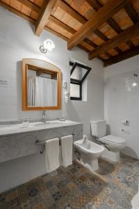 Ett badrum på Posada de la Flor