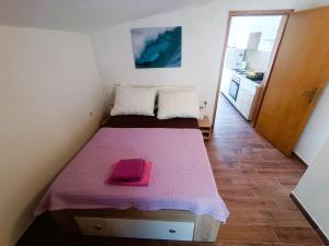 Posteľ alebo postele v izbe v ubytovaní Apartments Babic 50 meters from the beach