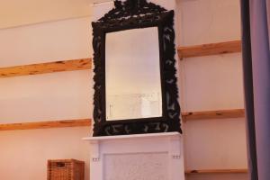 Fotografia z galérie ubytovania OPARADI "L'atypique" MAISON HISTORIQUE à Lille, un séjour atypique dans un cadre d'antan v destinácii Lille