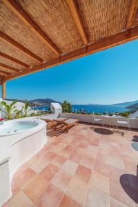 Gallery image of Kalkan Han Hotel in Kalkan