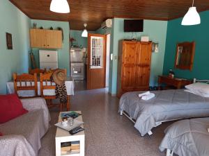 Kuchyňa alebo kuchynka v ubytovaní Dimitri's Seaview Studio - Lakka Paxos