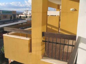 Balkon lub taras w obiekcie Vera Playa 2 hab 2 WC parking AA, Wifi, padel piscina climatizada y verano Lomas de mar
