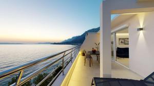 Μπαλκόνι ή βεράντα στο Luxury Penthouse Adriatic Blue - On the beach