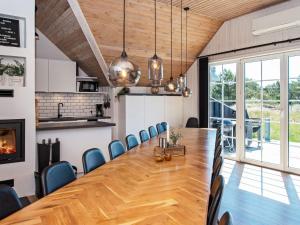 Foto da galeria de Nine-Bedroom Holiday home in Fanø em Sønderho